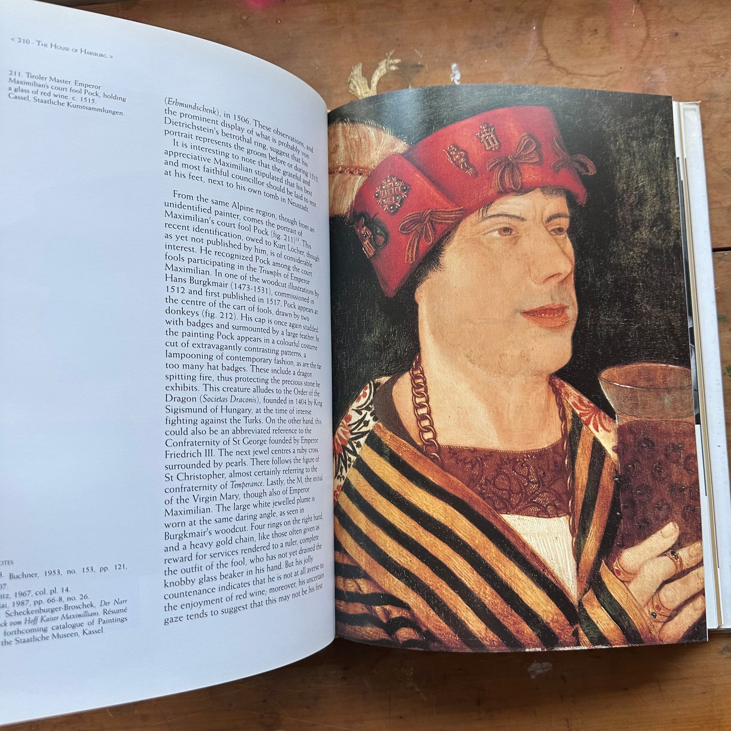 Enseignes: Renaissance Hat Jewels by Yvonne Hackenbroc