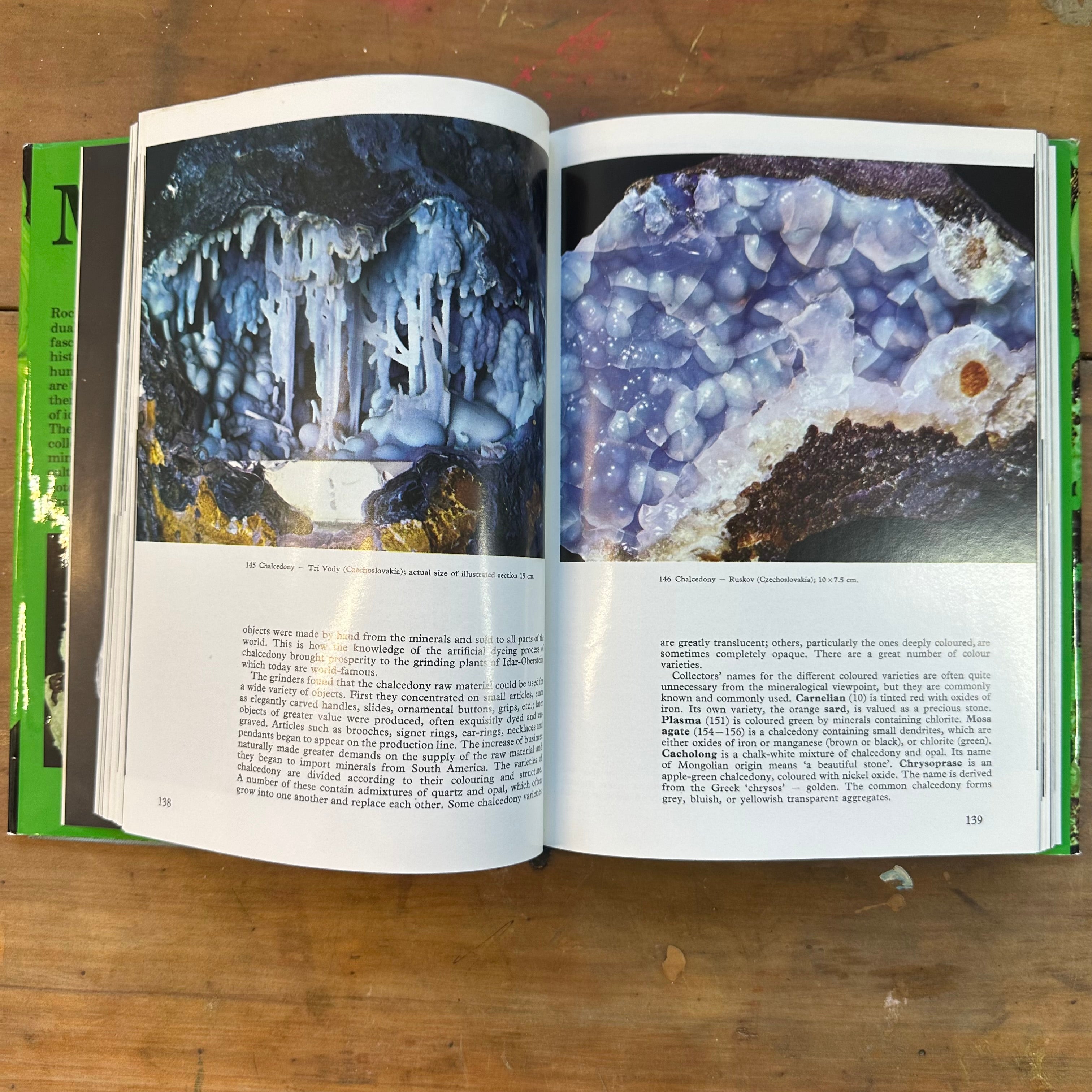 The Illustrated Encyclopedia of Minerals and Rocks (Octopus Publishing)
