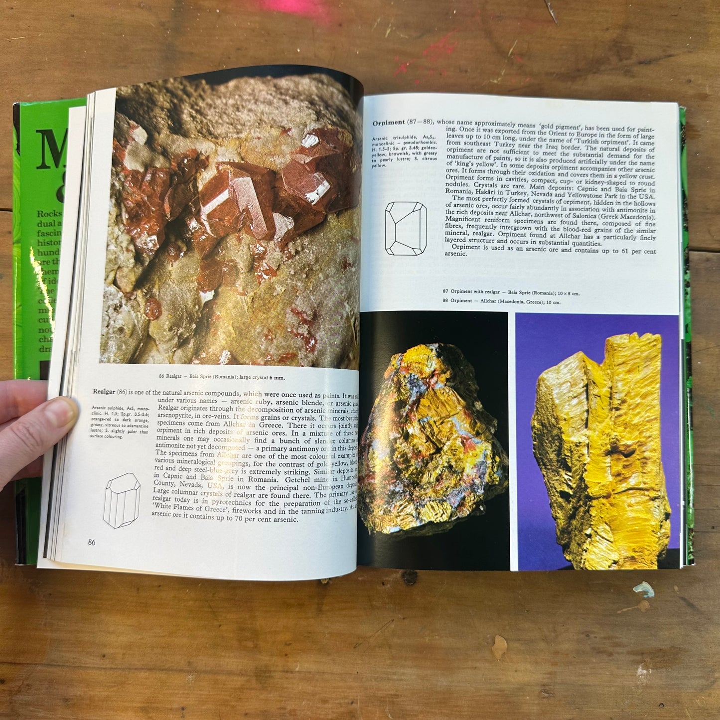 The Illustrated Encyclopedia of Minerals and Rocks (Octopus Publishing)