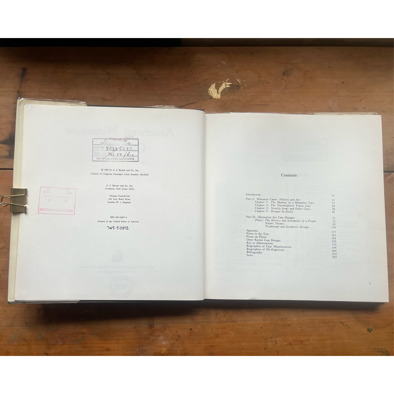 American Miniature Case Art - Floyd and Marion Rinhart