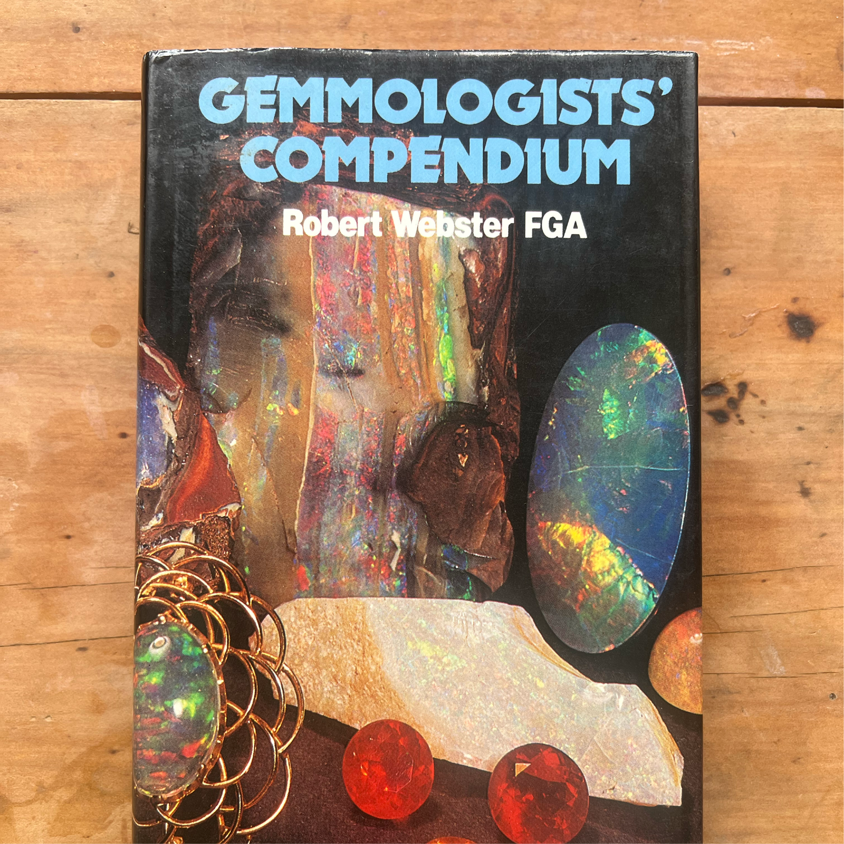 Gemmologists' Compendium - Robert Webster FGA
