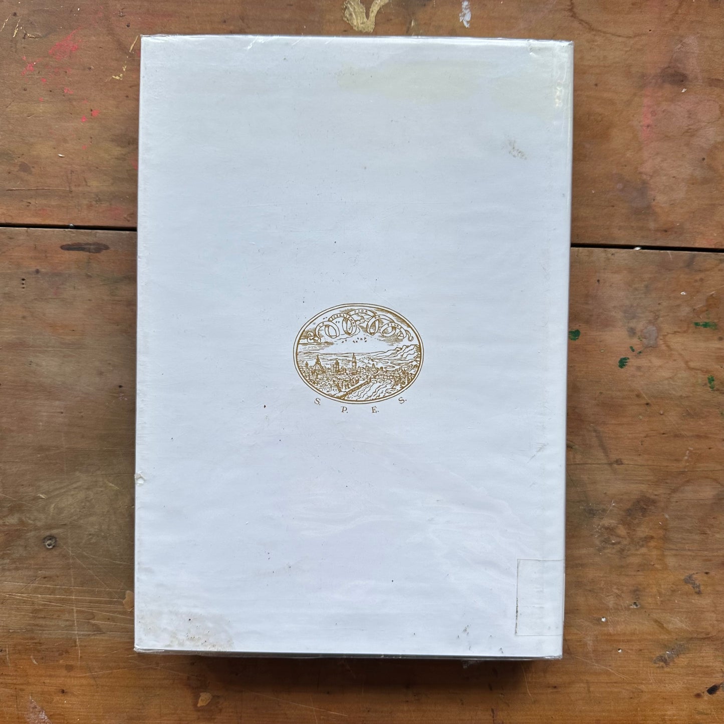 Enseignes: Renaissance Hat Jewels by Yvonne Hackenbroc