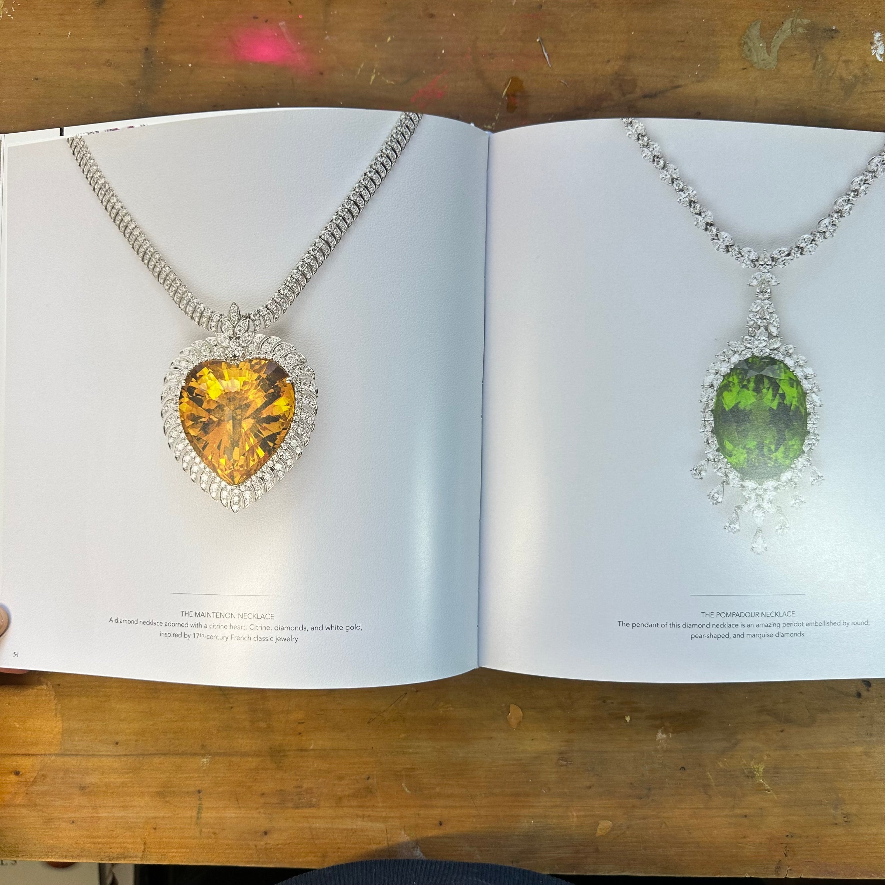 Beauty Gems 50 Years of Jewellery Treasures (Richard Werly)