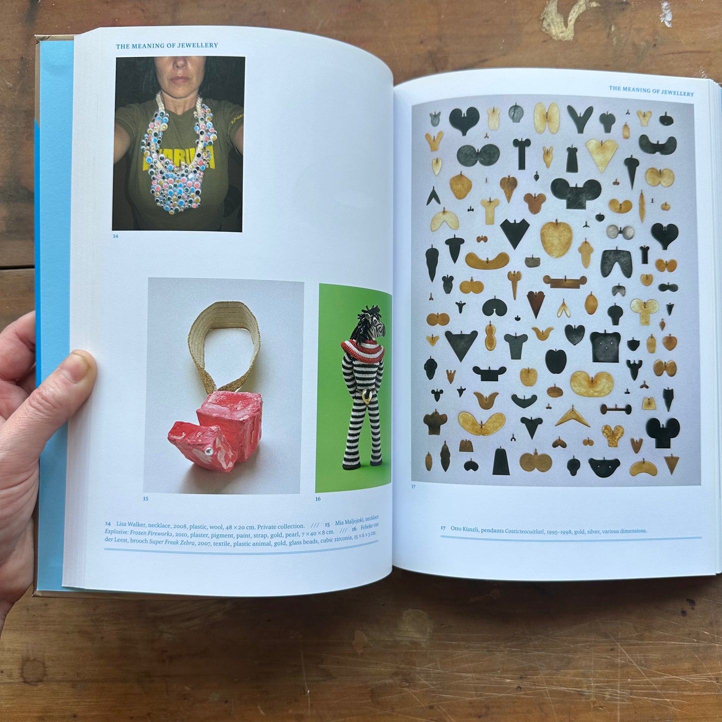 On Jewellery: A Compendium of International Contemporary Art Jewellery