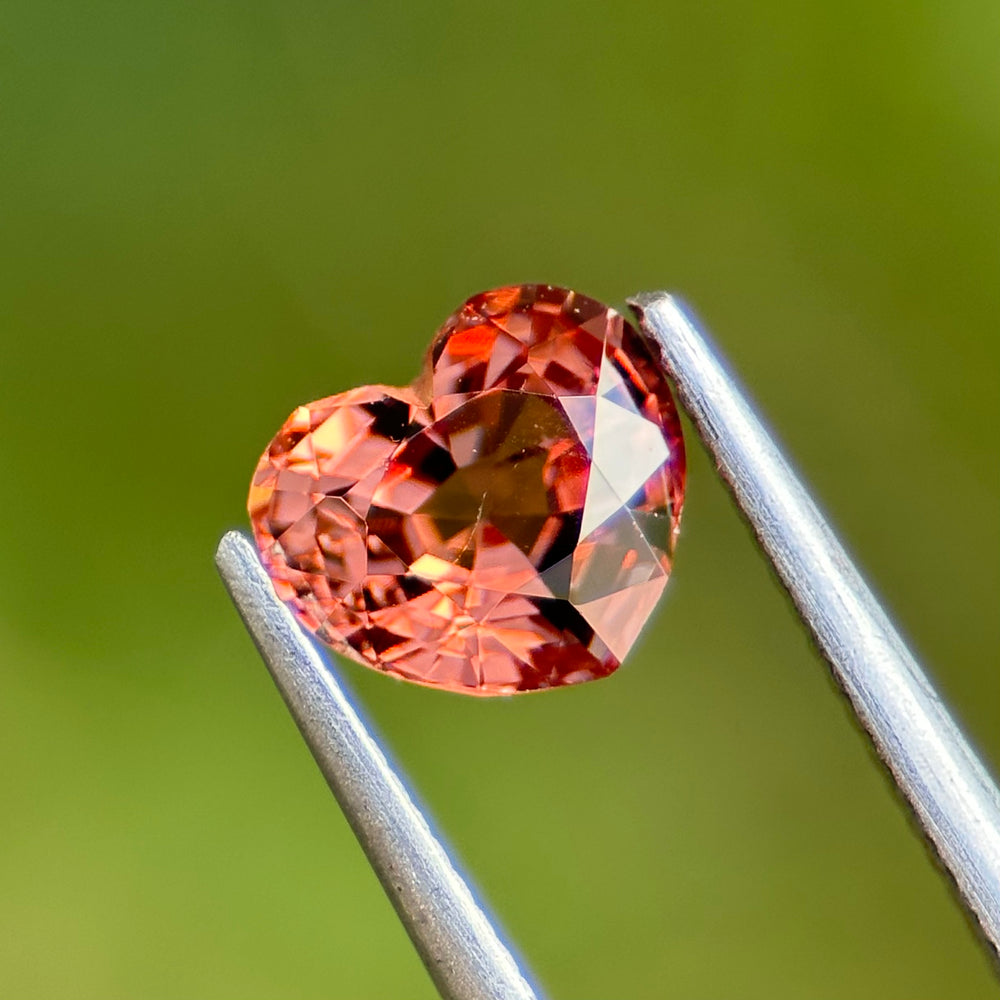 Natural Spinel Gem - Image 4